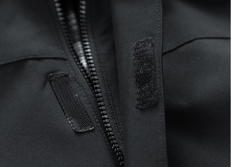 Training jacket wear 