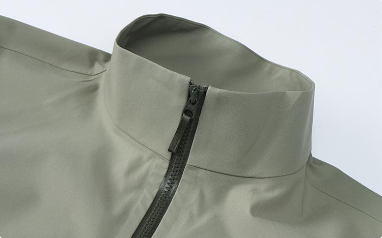 Training jacket wear 