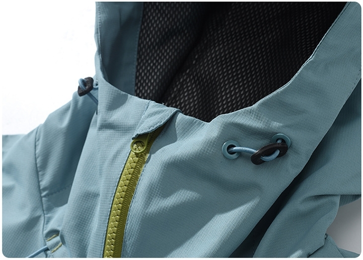 Training jacket wear 