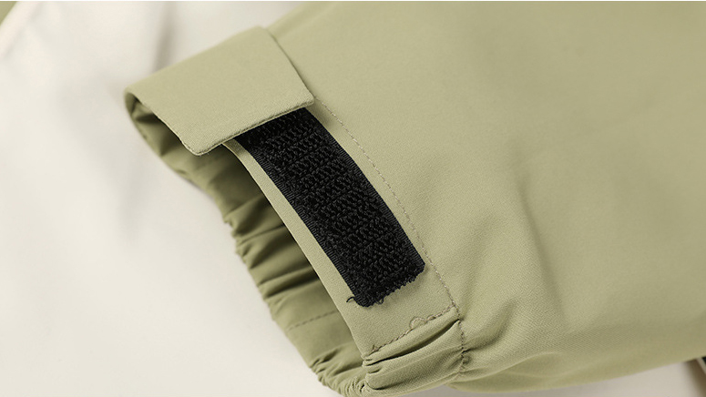 Training jacket wear 