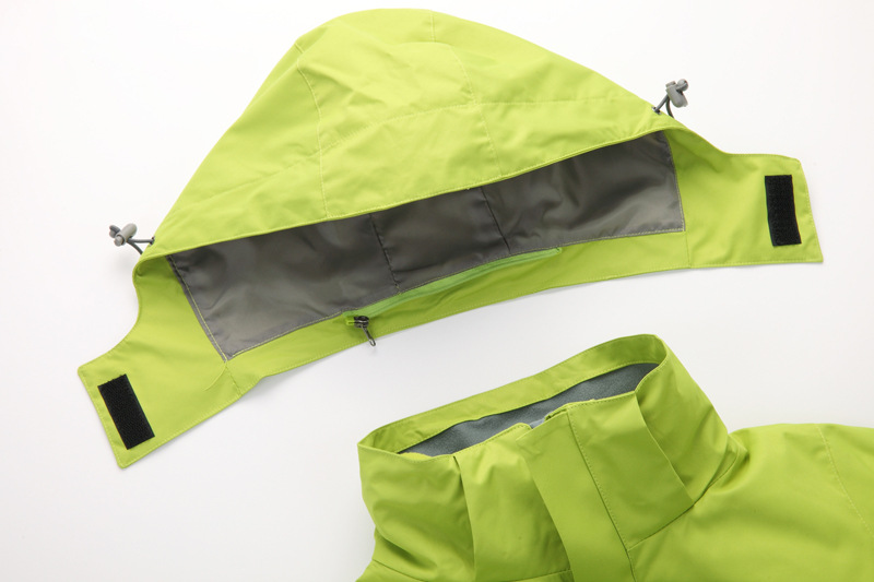 Training jacket wear 