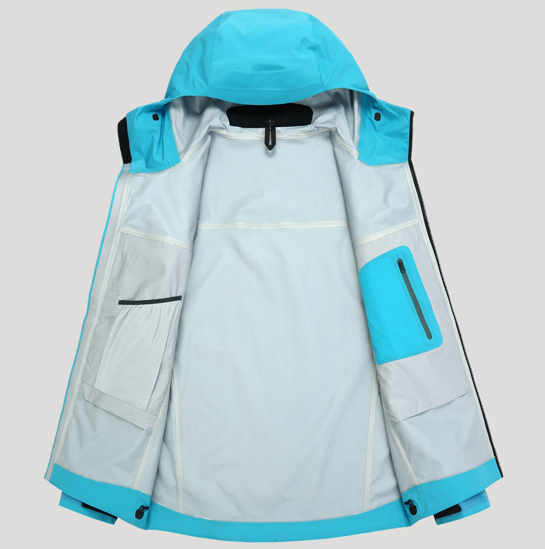 Training jacket wear 
