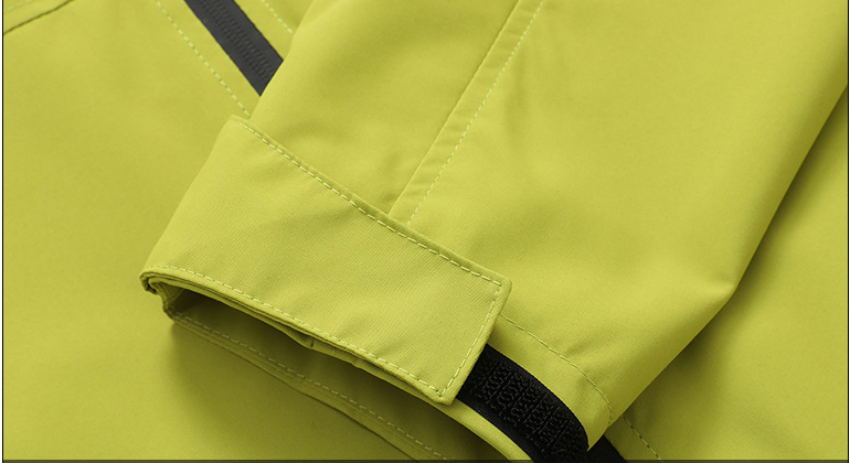 Training jacket wear 